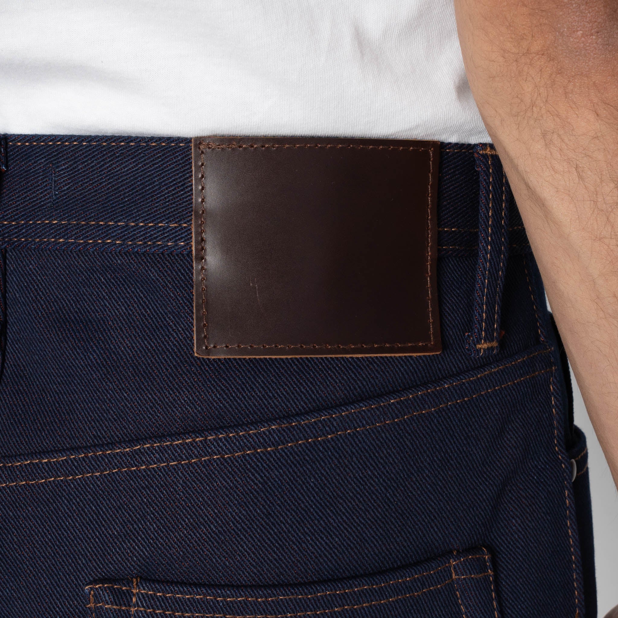 UB691 Relaxed Tapered  Fit - 21oz. Heavy Red Weft Selvedge