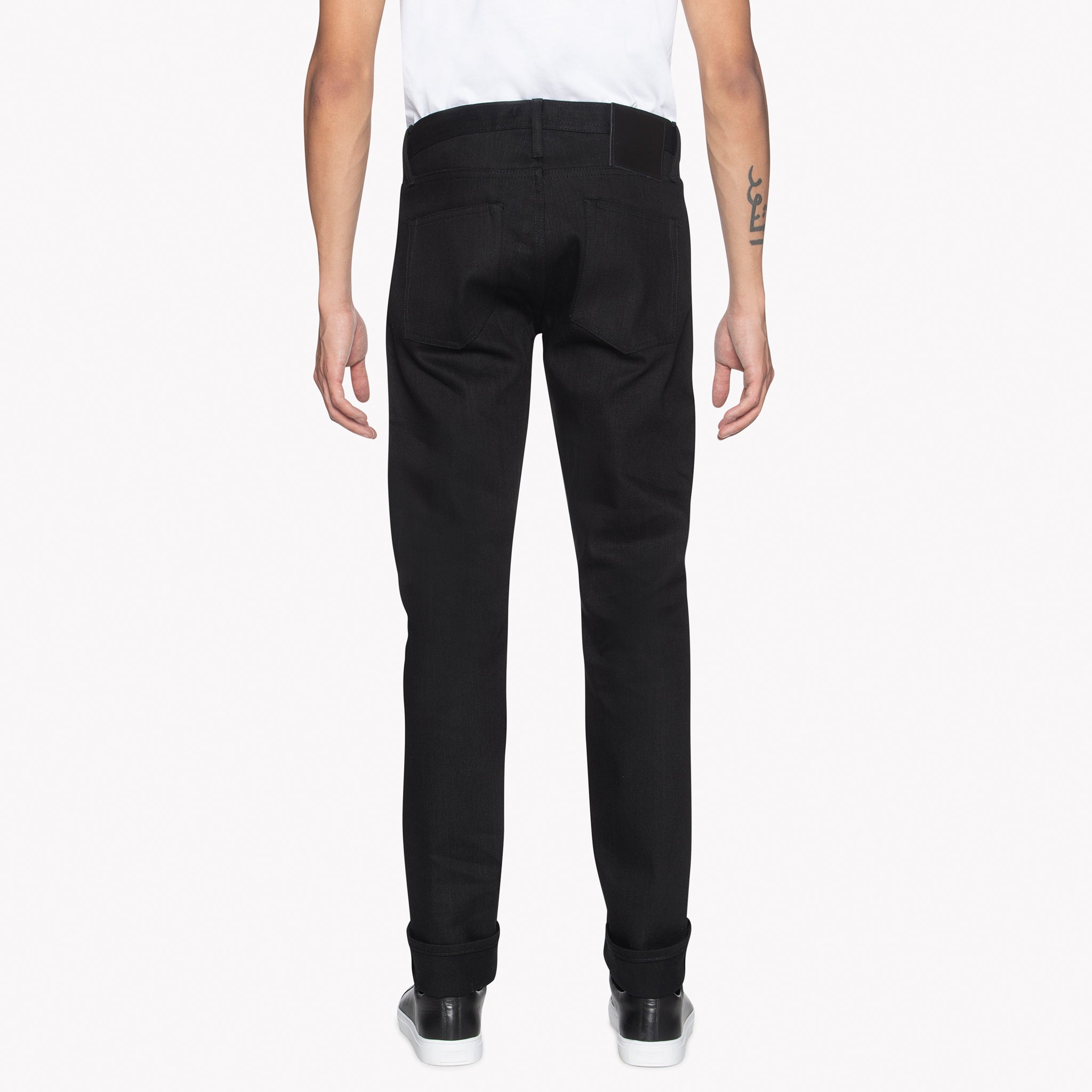 UB144 Skinny Fit 11oz Solid Black Stretch Selvedge Denim | The Unbranded Brand