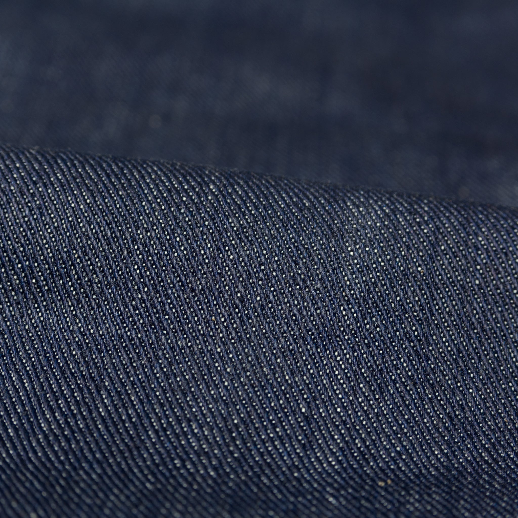 UB621 Relaxed Tapered Fit 21oz Indigo Selvedge Denim | The Unbranded Brand