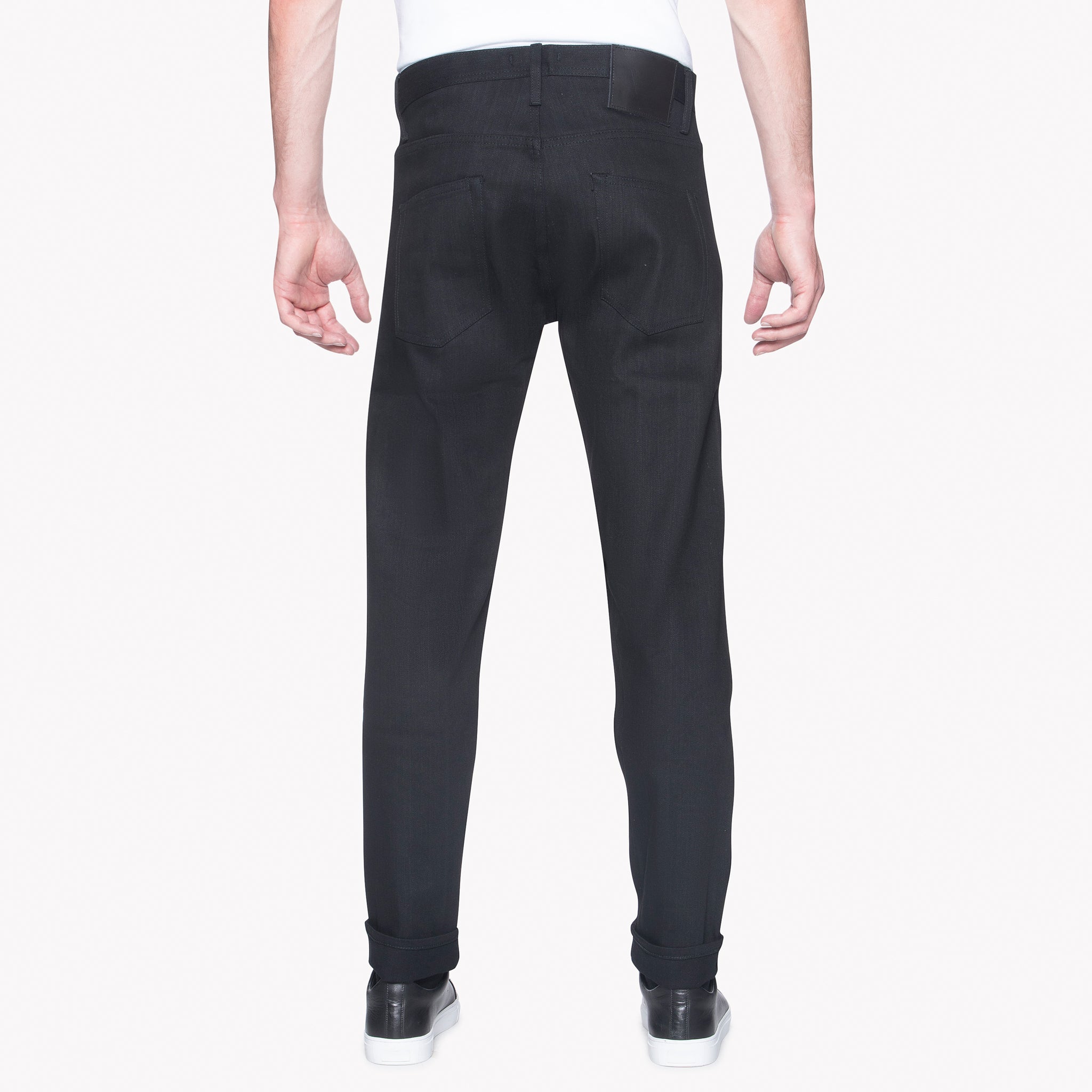 UB644 Relaxed Tapered Fit 11oz Solid Black Stretch Selvedge Denim | The Unbranded Brand